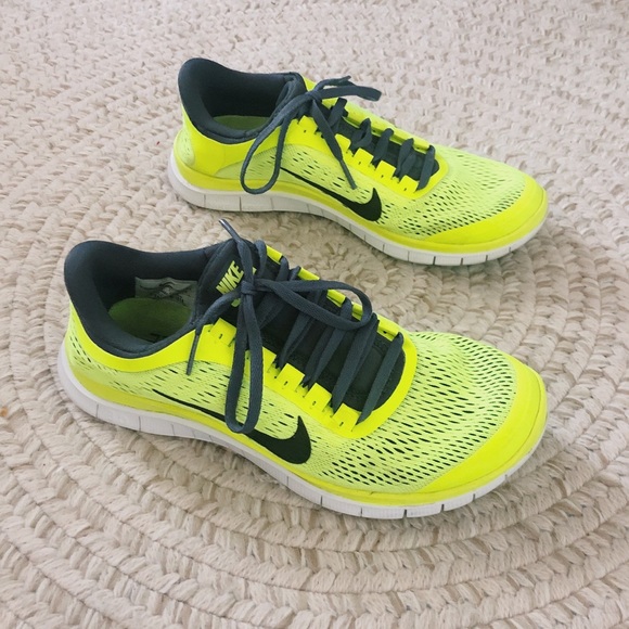 Nike Other - SALE 🌸 NIKE FREE 3.0 VOLT V5